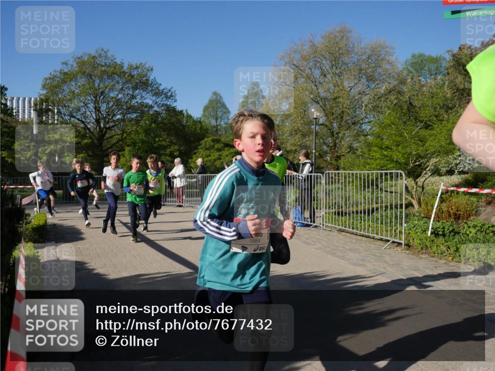 25.04.2025 - Das Zehntel Zöllner http://msf.ph/oto/7677432 26.04.2025 08:41:39 Laufen 1884 meine-sportfotos.de