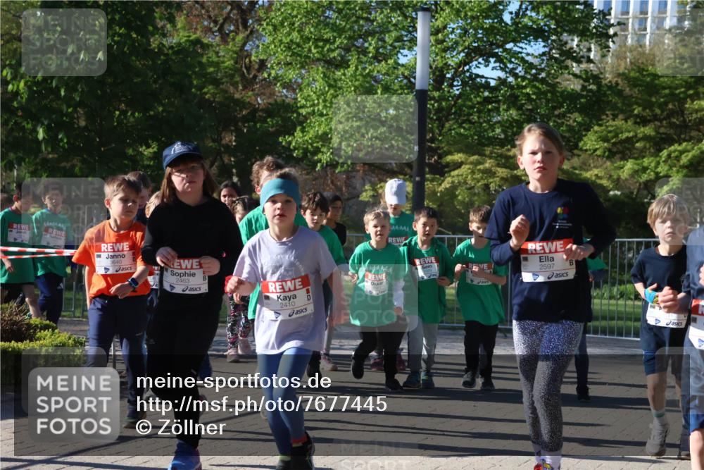 25.04.2025 - Das Zehntel Zöllner http://msf.ph/oto/7677445 26.04.2025 07:49:42 Laufen 3640, 2463, 2410, 2597 meine-sportfotos.de