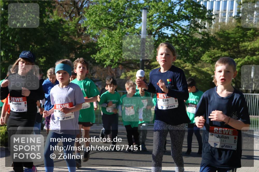 25.04.2025 - Das Zehntel Zöllner http://msf.ph/oto/7677451 26.04.2025 07:49:43 Laufen 2463, 2416, 2597, 1141 meine-sportfotos.de