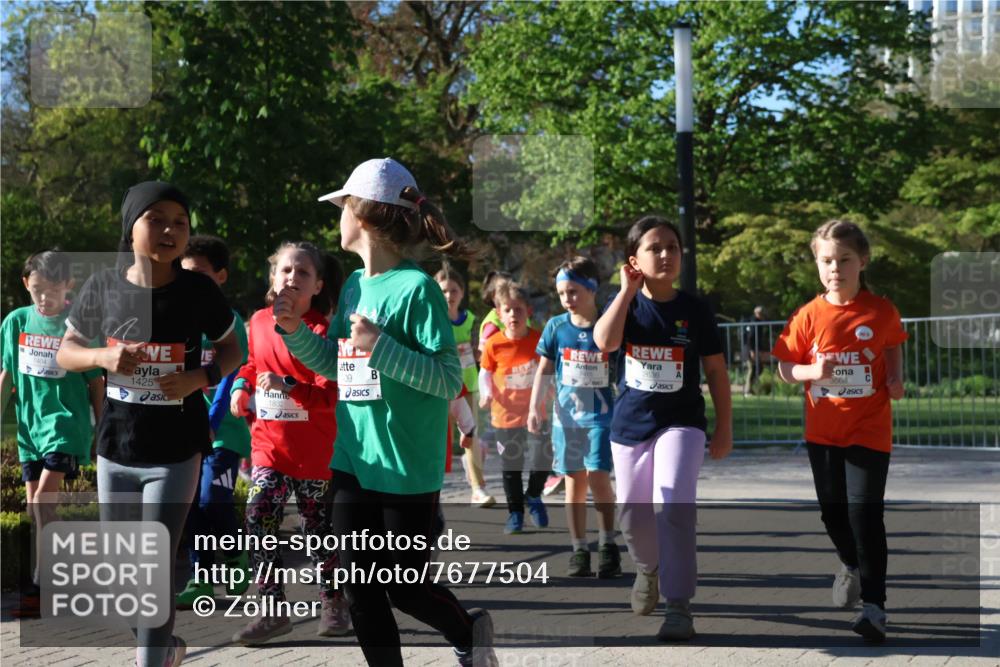 25.04.2025 - Das Zehntel Zöllner http://msf.ph/oto/7677504 26.04.2025 07:49:48 Laufen 1425, 1832, 2636, 09, 3668 meine-sportfotos.de