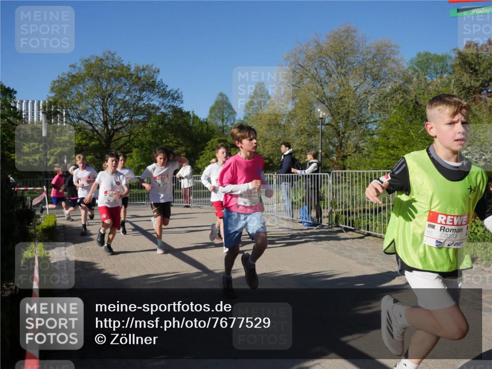 25.04.2025 - Das Zehntel Zöllner http://msf.ph/oto/7677529 26.04.2025 08:41:47 Laufen 3233 meine-sportfotos.de