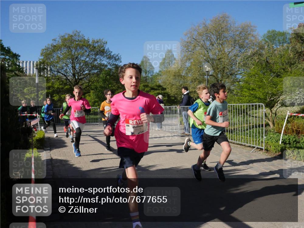 25.04.2025 - Das Zehntel Zöllner http://msf.ph/oto/7677655 26.04.2025 08:41:58 Laufen 3528 meine-sportfotos.de
