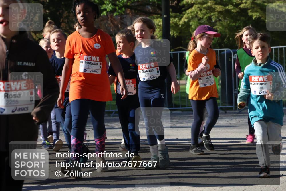 25.04.2025 - Das Zehntel Zöllner http://msf.ph/oto/7677667 26.04.2025 07:49:58 Laufen 2255, 3778, 2547, 3703, 1848 meine-sportfotos.de