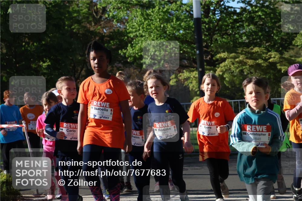 25.04.2025 - Das Zehntel Zöllner http://msf.ph/oto/7677683 26.04.2025 07:49:59 Laufen 2542, 3778, 2541, 2547, 3701, 1848 meine-sportfotos.de