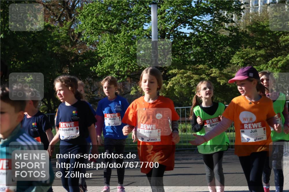 25.04.2025 - Das Zehntel Zöllner http://msf.ph/oto/7677700 26.04.2025 07:50:00 Laufen 2547, 1390, 3701, 3703, 97 meine-sportfotos.de