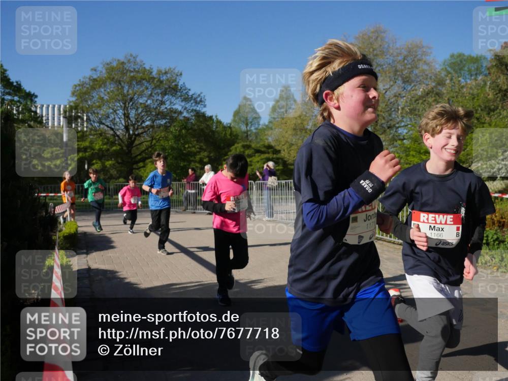 25.04.2025 - Das Zehntel Zöllner http://msf.ph/oto/7677718 26.04.2025 08:42:02 Laufen 1171, 1166 meine-sportfotos.de