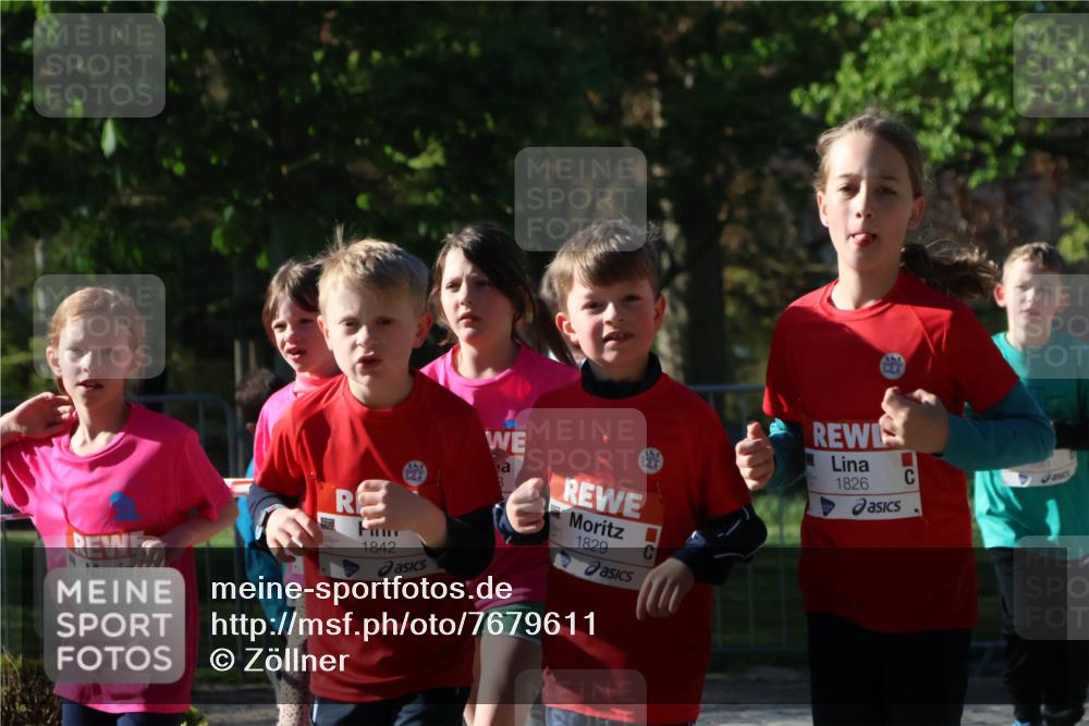 25.04.2025 - Das Zehntel Zöllner http://msf.ph/oto/7679611 26.04.2025 07:50:19 Laufen 3318, 1842, 1829, 1826, 1981 meine-sportfotos.de