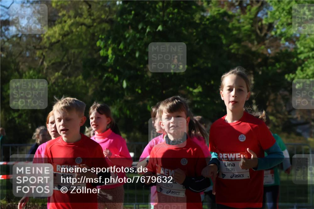 25.04.2025 - Das Zehntel Zöllner http://msf.ph/oto/7679632 26.04.2025 07:50:20 Laufen 1842, 1829, 1826 meine-sportfotos.de