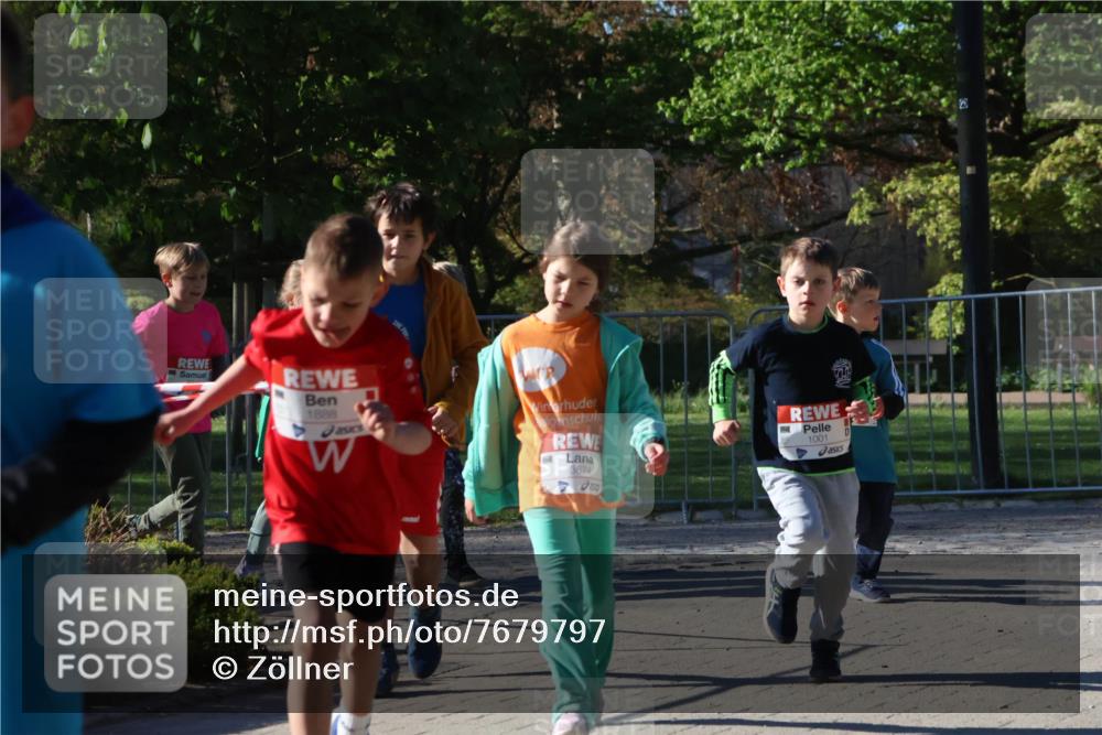 25.04.2025 - Das Zehntel Zöllner http://msf.ph/oto/7679797 26.04.2025 07:50:32 Laufen 1888, 3674, 1001 meine-sportfotos.de