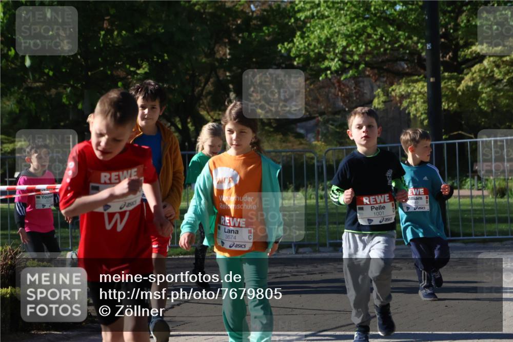 25.04.2025 - Das Zehntel Zöllner http://msf.ph/oto/7679805 26.04.2025 07:50:32 Laufen 3674, 1001, 1849 meine-sportfotos.de