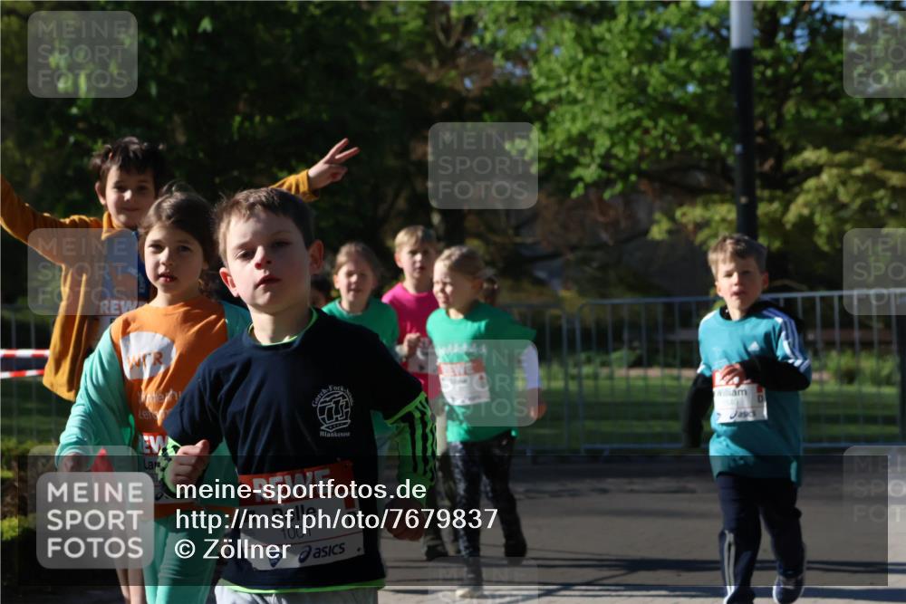 25.04.2025 - Das Zehntel Zöllner http://msf.ph/oto/7679837 26.04.2025 07:50:34 Laufen 367, 1001 meine-sportfotos.de
