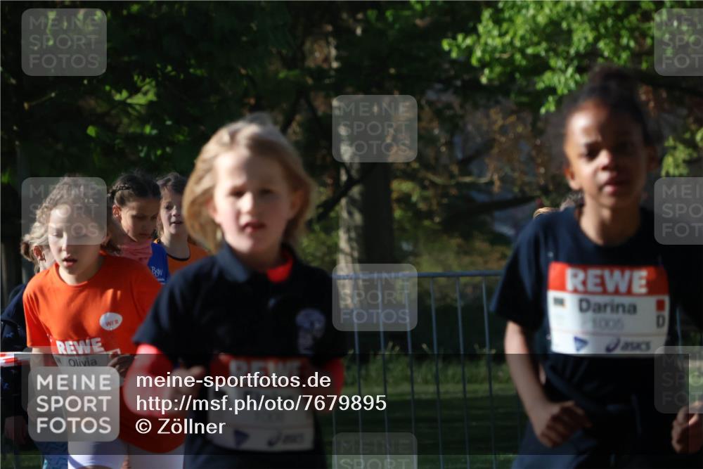 25.04.2025 - Das Zehntel Zöllner http://msf.ph/oto/7679895 26.04.2025 07:50:38 Laufen 3693, 100, 1005 meine-sportfotos.de