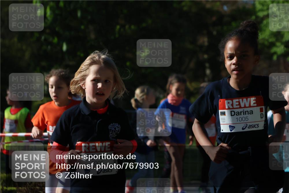 25.04.2025 - Das Zehntel Zöllner http://msf.ph/oto/7679903 26.04.2025 07:50:39 Laufen 1006, 1005, 1005 meine-sportfotos.de
