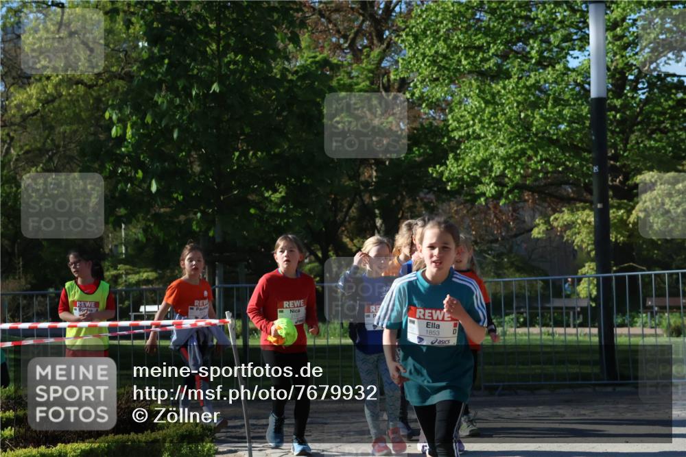 25.04.2025 - Das Zehntel Zöllner http://msf.ph/oto/7679932 26.04.2025 07:50:40 Laufen 1853 meine-sportfotos.de