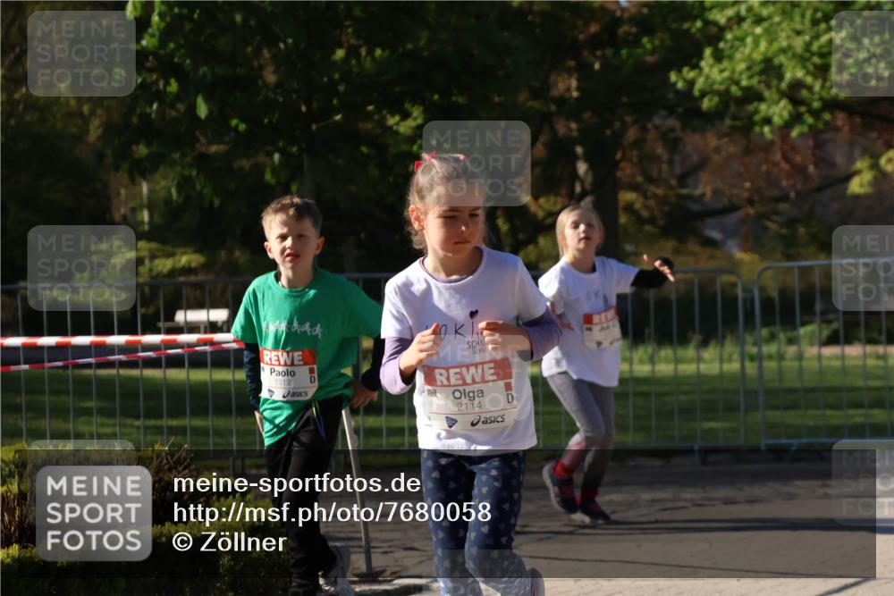 25.04.2025 - Das Zehntel Zöllner http://msf.ph/oto/7680058 26.04.2025 07:50:47 Laufen 1312, 2114 meine-sportfotos.de