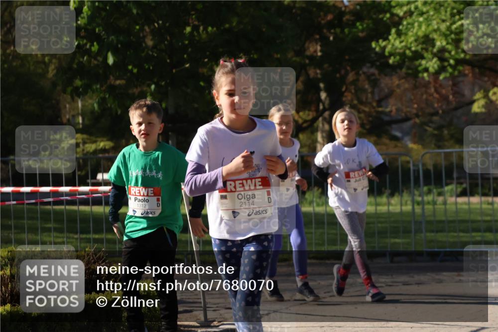 25.04.2025 - Das Zehntel Zöllner http://msf.ph/oto/7680070 26.04.2025 07:50:47 Laufen 1312, 2114 meine-sportfotos.de