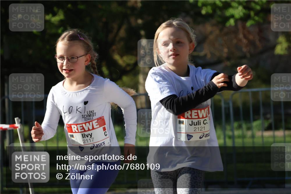 25.04.2025 - Das Zehntel Zöllner http://msf.ph/oto/7680109 26.04.2025 07:50:50 Laufen 2117, 2121, 2121 meine-sportfotos.de