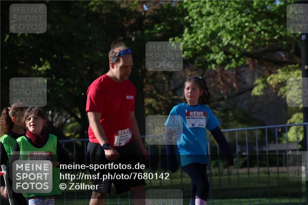25.04.2025 - Das Zehntel Zöllner http://msf.ph/oto/7680142 26.04.2025 07:50:53 Laufen 2071 meine-sportfotos.de