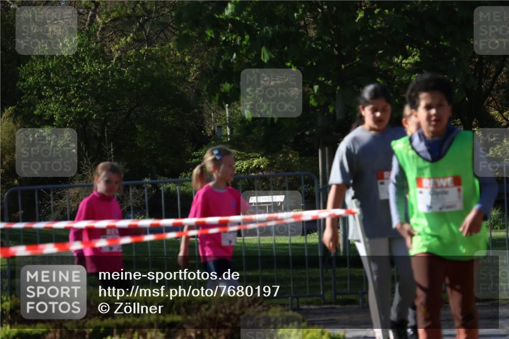 25.04.2025 - Das Zehntel Zöllner http://msf.ph/oto/7680197 26.04.2025 07:50:55 Laufen  meine-sportfotos.de