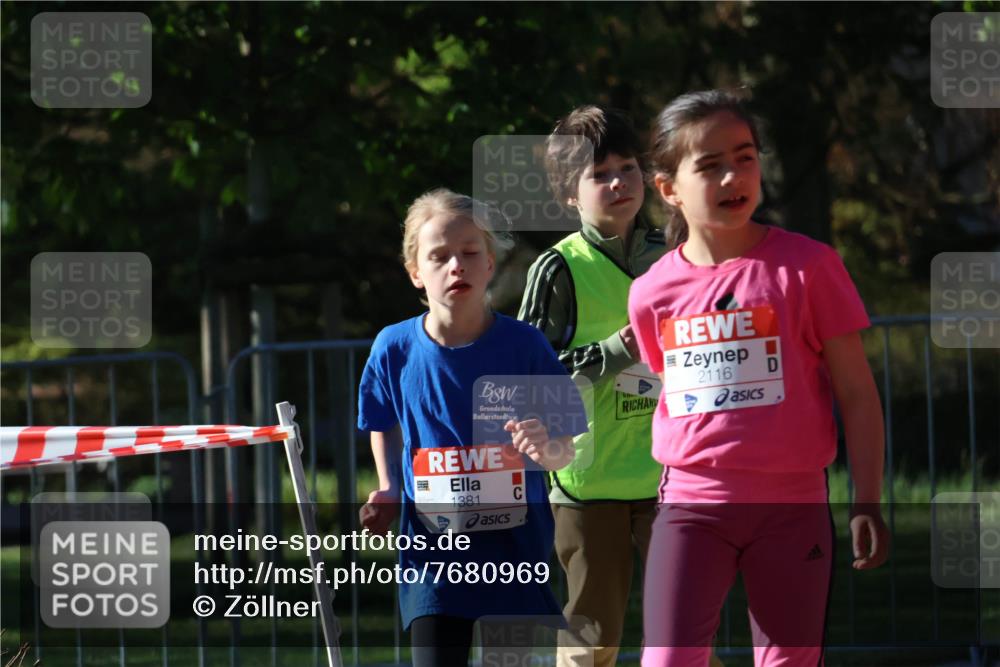 25.04.2025 - Das Zehntel Zöllner http://msf.ph/oto/7680969 26.04.2025 07:52:00 Laufen 1381, 2116 meine-sportfotos.de