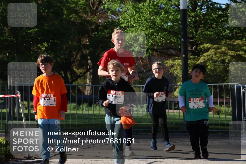 25.04.2025 - Das Zehntel Zöllner http://msf.ph/oto/7681051 26.04.2025 07:52:11 Laufen 3648, 3659, 1142, 1586 meine-sportfotos.de