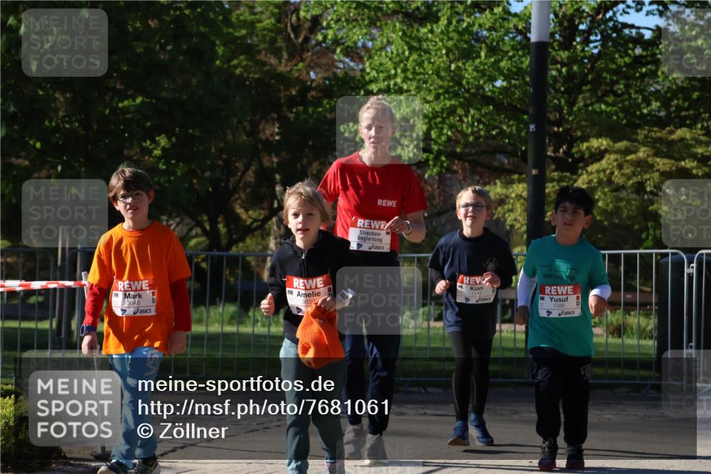 25.04.2025 - Das Zehntel Zöllner http://msf.ph/oto/7681061 26.04.2025 07:52:12 Laufen 3648, 3659, 1142, 1586 meine-sportfotos.de