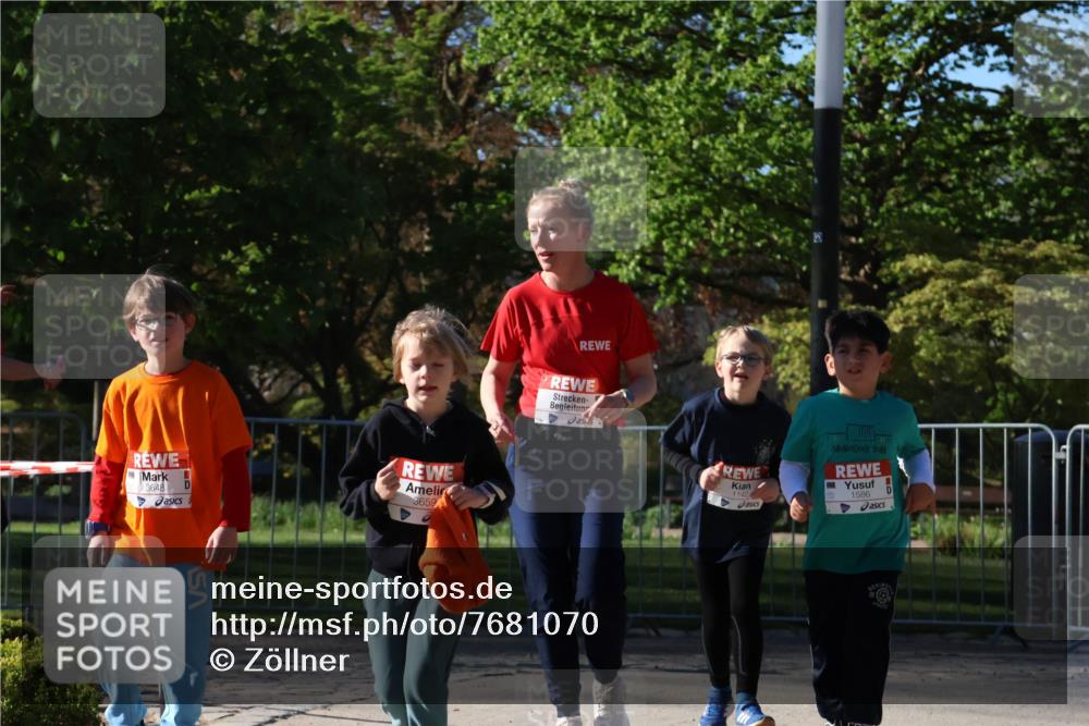 25.04.2025 - Das Zehntel Zöllner http://msf.ph/oto/7681070 26.04.2025 07:52:12 Laufen 3648, 3659, 1142, 1586 meine-sportfotos.de