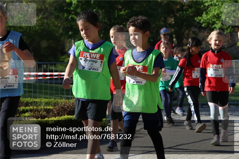 25.04.2025 - Das Zehntel Zöllner http://msf.ph/oto/7681232 26.04.2025 07:52:25 Laufen 3070, 1508, 1815, 1496 meine-sportfotos.de