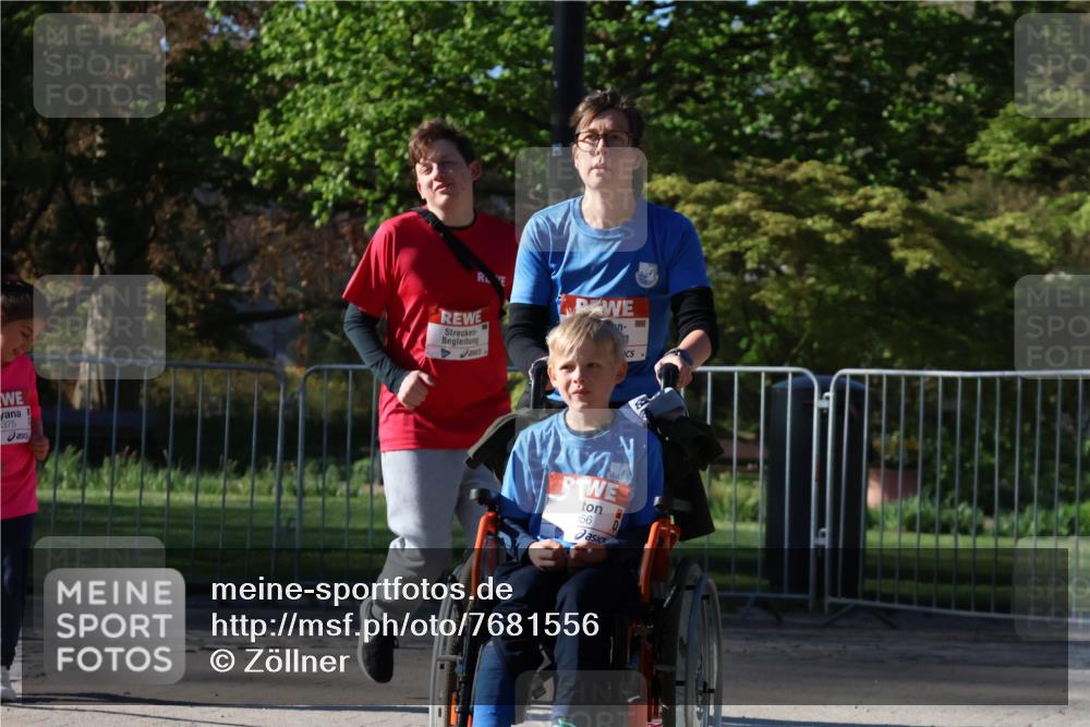 25.04.2025 - Das Zehntel Zöllner http://msf.ph/oto/7681556 26.04.2025 07:52:50 Laufen 375, 56 meine-sportfotos.de