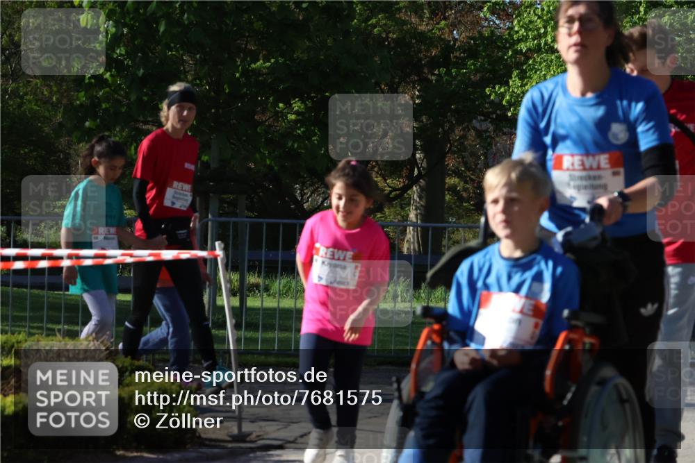 25.04.2025 - Das Zehntel Zöllner http://msf.ph/oto/7681575 26.04.2025 07:52:52 Laufen  meine-sportfotos.de