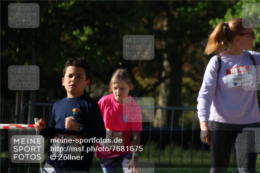 25.04.2025 - Das Zehntel Zöllner http://msf.ph/oto/7681675 26.04.2025 07:53:04 Laufen 2545, 3268 meine-sportfotos.de