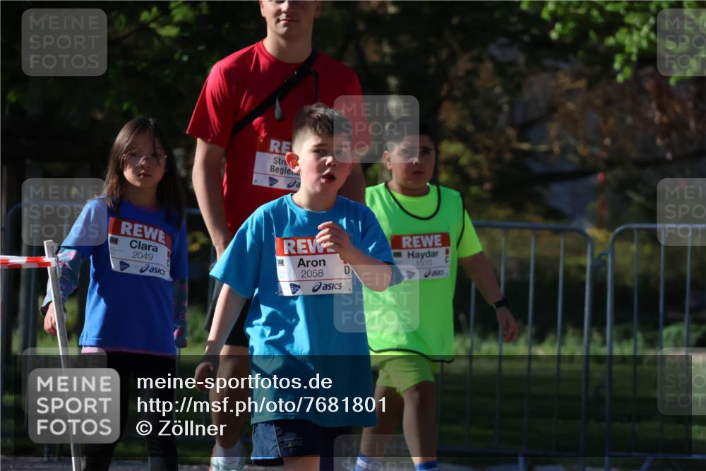 25.04.2025 - Das Zehntel Zöllner http://msf.ph/oto/7681801 26.04.2025 07:53:22 Laufen 2049, 2058, 1510 meine-sportfotos.de