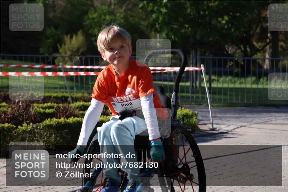 25.04.2025 - Das Zehntel Zöllner http://msf.ph/oto/7682130 26.04.2025 07:55:09 Laufen 3691 meine-sportfotos.de