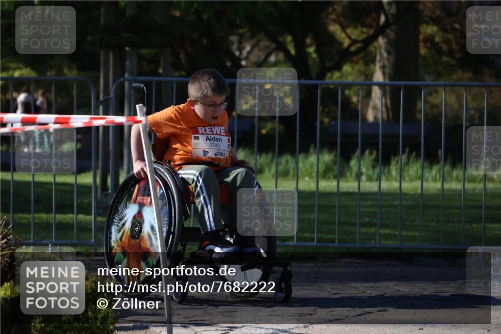 25.04.2025 - Das Zehntel Zöllner http://msf.ph/oto/7682222 26.04.2025 07:55:33 Laufen 3749 meine-sportfotos.de