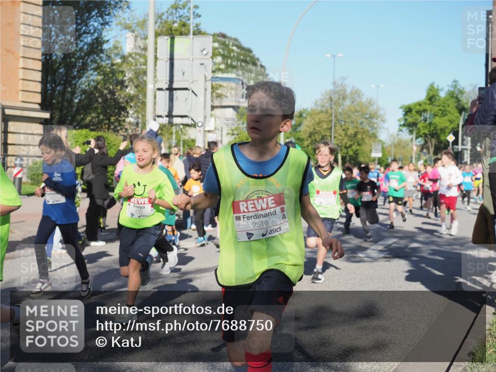25.04.2025 - Das Zehntel KatJ http://msf.ph/oto/7688750 26.04.2025 08:35:24 Laufen 3063, 2516 meine-sportfotos.de