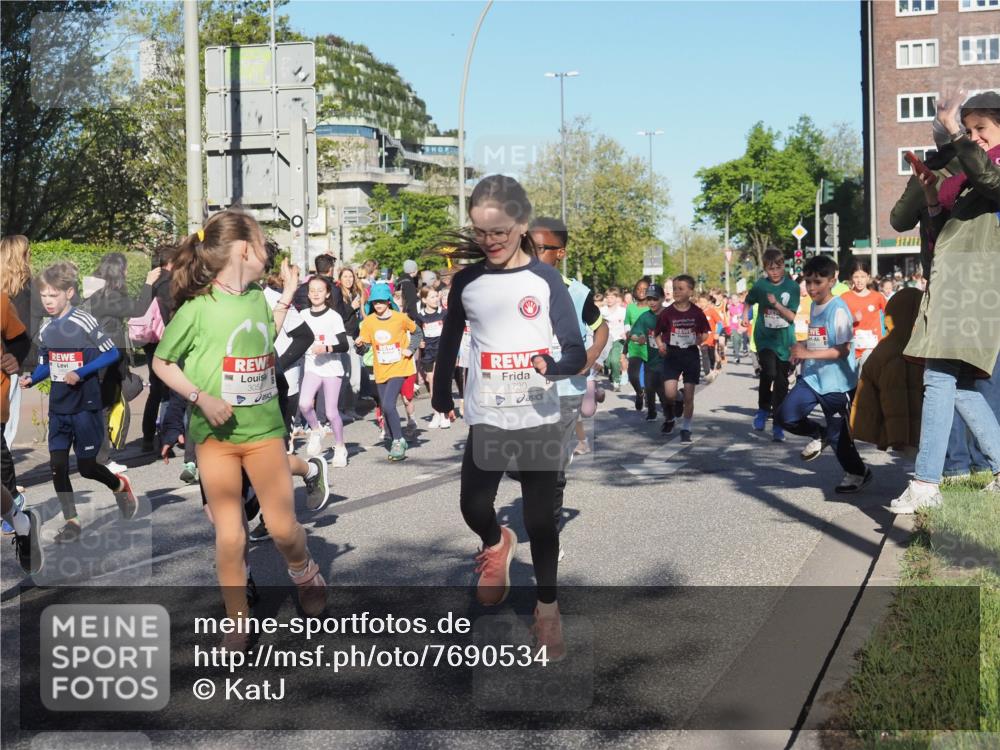 25.04.2025 - Das Zehntel KatJ http://msf.ph/oto/7690534 26.04.2025 08:36:03 Laufen 305, 1730 meine-sportfotos.de