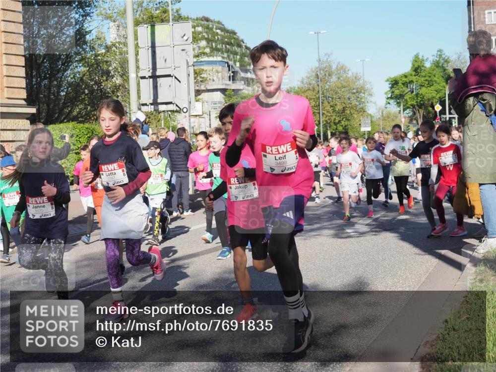 25.04.2025 - Das Zehntel KatJ http://msf.ph/oto/7691835 26.04.2025 08:36:20 Laufen 1170, 1167, 3461, 3499 meine-sportfotos.de