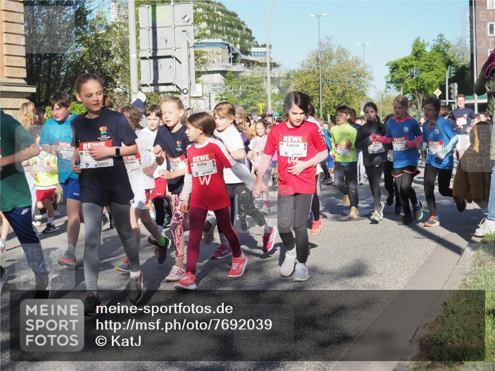 25.04.2025 - Das Zehntel KatJ http://msf.ph/oto/7692039 26.04.2025 08:36:23 Laufen 2105, 1917 meine-sportfotos.de
