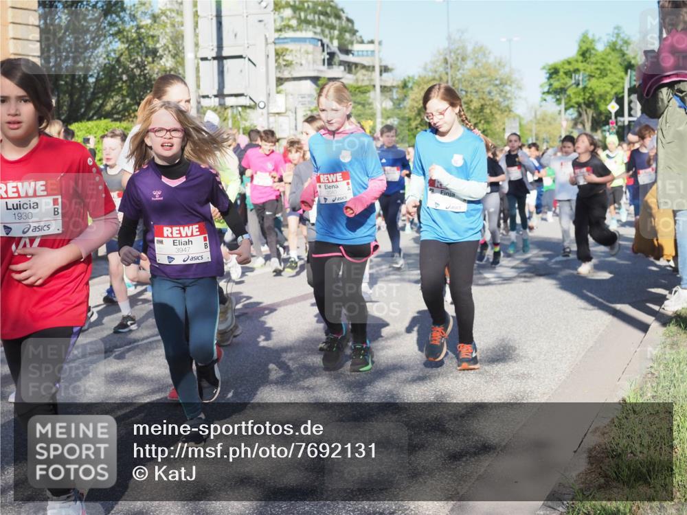 25.04.2025 - Das Zehntel KatJ http://msf.ph/oto/7692131 26.04.2025 08:36:25 Laufen 1930, 3947, 2040 meine-sportfotos.de