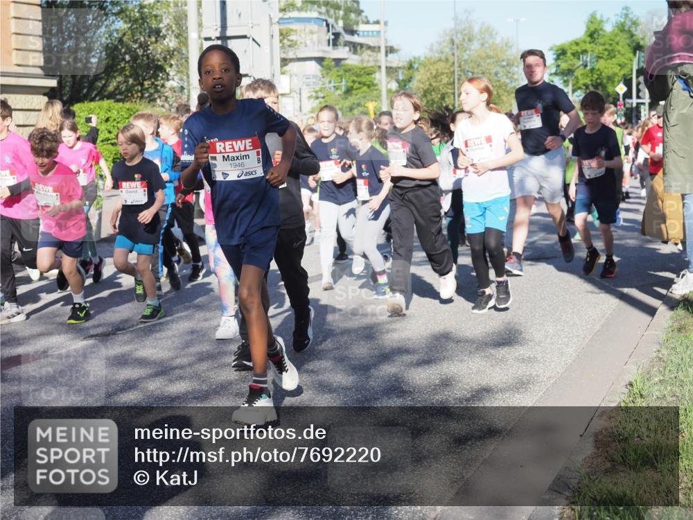 25.04.2025 - Das Zehntel KatJ http://msf.ph/oto/7692220 26.04.2025 08:36:26 Laufen 1946 meine-sportfotos.de