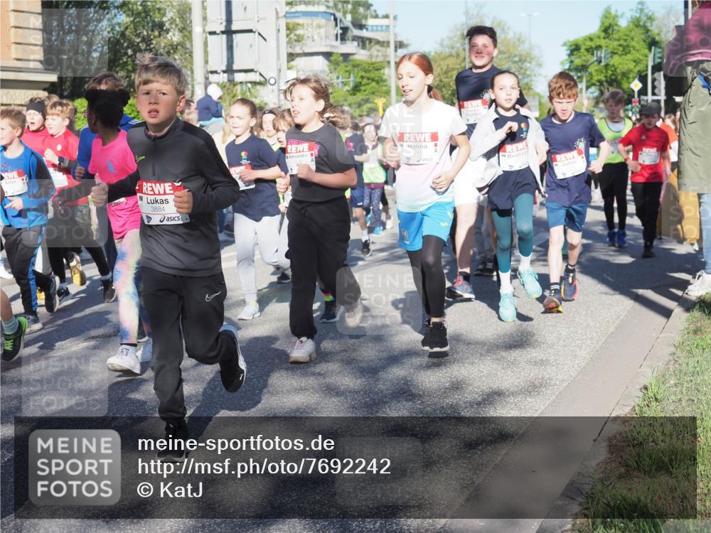 25.04.2025 - Das Zehntel KatJ http://msf.ph/oto/7692242 26.04.2025 08:36:27 Laufen 3884 meine-sportfotos.de