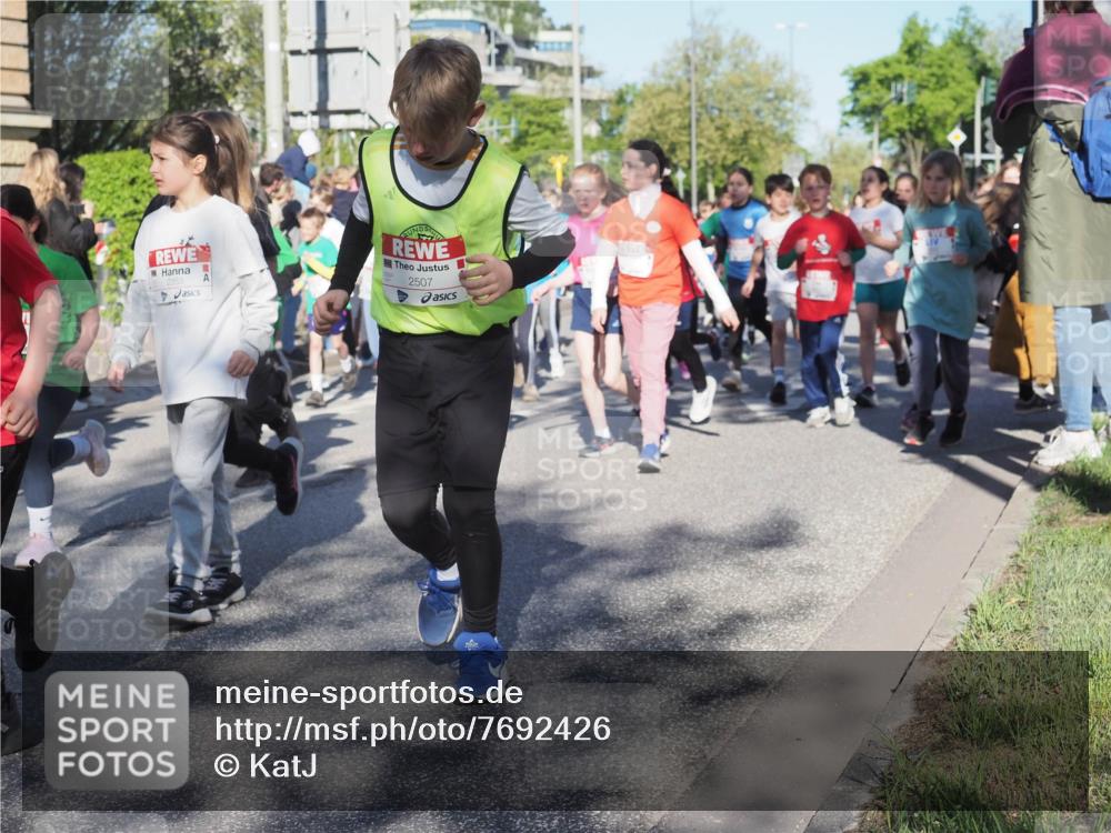 25.04.2025 - Das Zehntel KatJ http://msf.ph/oto/7692426 26.04.2025 08:36:31 Laufen 2353, 2507 meine-sportfotos.de