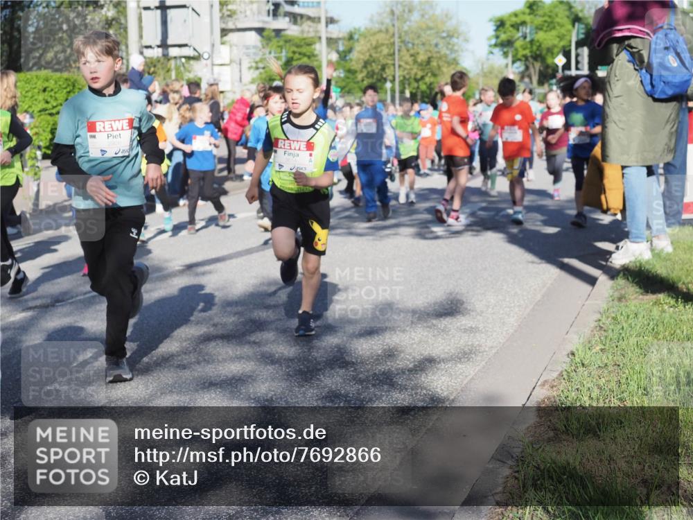 25.04.2025 - Das Zehntel KatJ http://msf.ph/oto/7692866 26.04.2025 08:36:39 Laufen 2926 meine-sportfotos.de