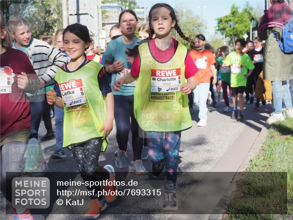 25.04.2025 - Das Zehntel KatJ http://msf.ph/oto/7693315 26.04.2025 08:36:46 Laufen 3580, 3582 meine-sportfotos.de