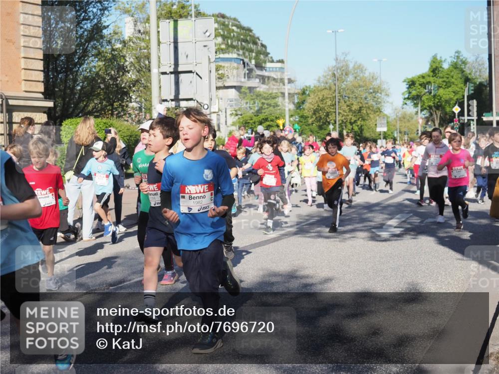 25.04.2025 - Das Zehntel KatJ http://msf.ph/oto/7696720 26.04.2025 08:37:50 Laufen 1056, 1982 meine-sportfotos.de