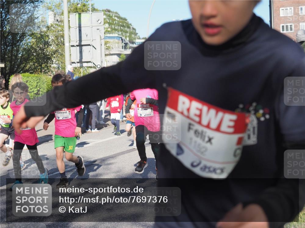 25.04.2025 - Das Zehntel KatJ http://msf.ph/oto/7697376 26.04.2025 08:38:06 Laufen 10, 3373, 1152 meine-sportfotos.de