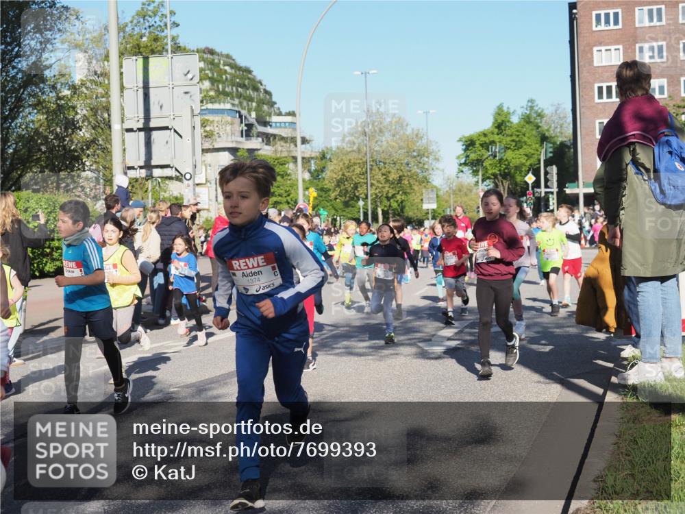 25.04.2025 - Das Zehntel KatJ http://msf.ph/oto/7699393 26.04.2025 08:38:38 Laufen 1374 meine-sportfotos.de