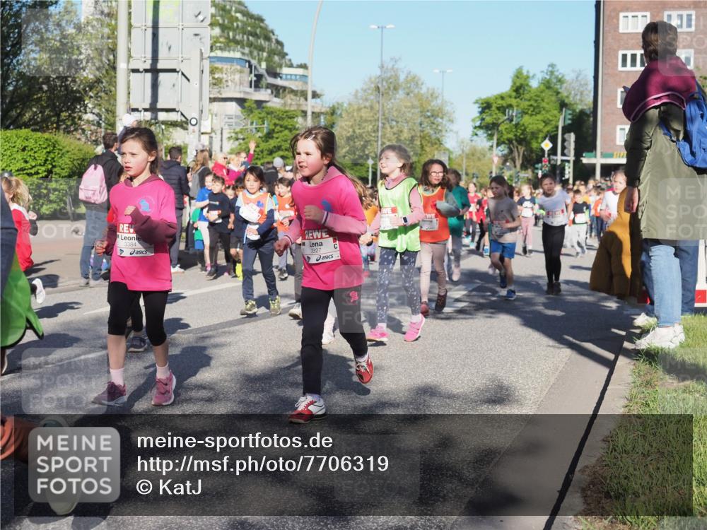 25.04.2025 - Das Zehntel KatJ http://msf.ph/oto/7706319 26.04.2025 08:39:24 Laufen 3384, 3327 meine-sportfotos.de