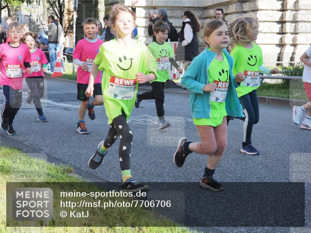 25.04.2025 - Das Zehntel KatJ http://msf.ph/oto/7706706 26.04.2025 08:39:40 Laufen 3256, 3004, 3007, 3006, 3003 meine-sportfotos.de