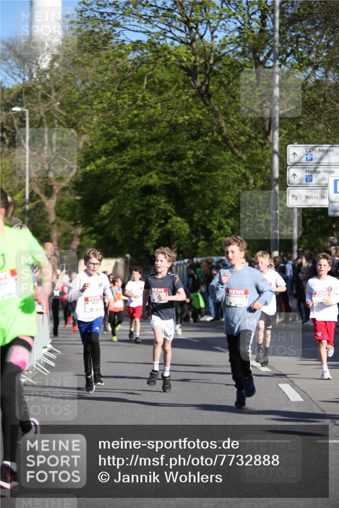 25.04.2025 - Das Zehntel Jannik Wohlers http://msf.ph/oto/7732888 26.04.2025 08:46:20 Laufen  meine-sportfotos.de